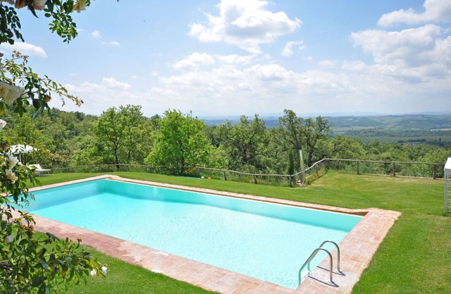 Nice apartment for 3 guests with pool, WIFI, pets allowed and panoramic view