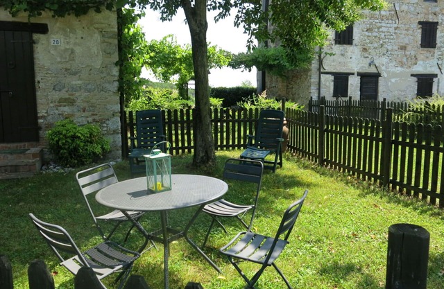 Nice apartment for 2 guests with patio and pets allowed