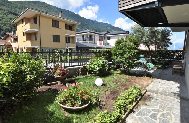 Nice apartment for 6 guests with A/C, WIFI, TV and pets allowed
