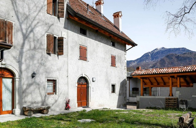 Nice apartment for 2 guests with WIFI, TV and patio