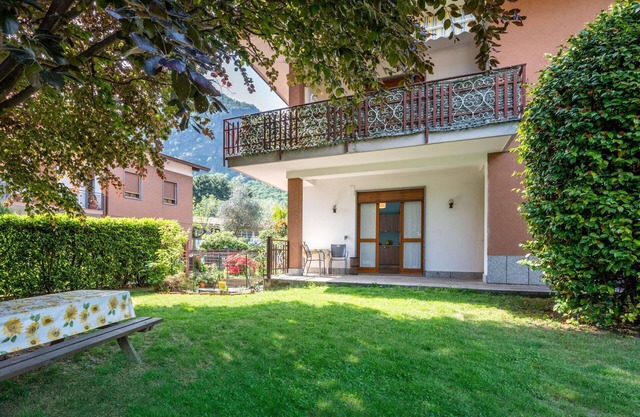 Nice apartment for 2 people with WIFI, TV, patio and pets allowed
