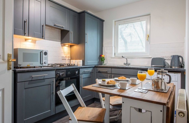 Nice apartment for 4 people with WIFI, TV and parking