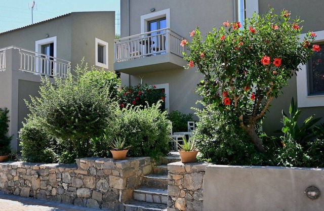 Nice apartment for 4 guests with WIFI, A/C, TV, terrace and parking
