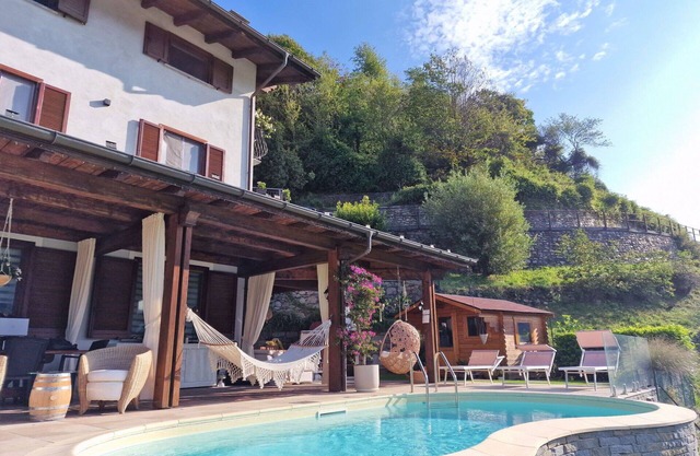 Nice apartment for 5 guests with WIFI, pool, TV and terrace