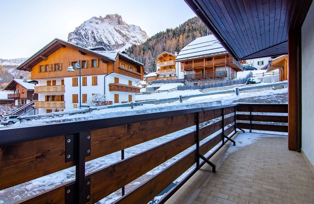 Nice apartment for 5 guests with WIFI, TV and balcony