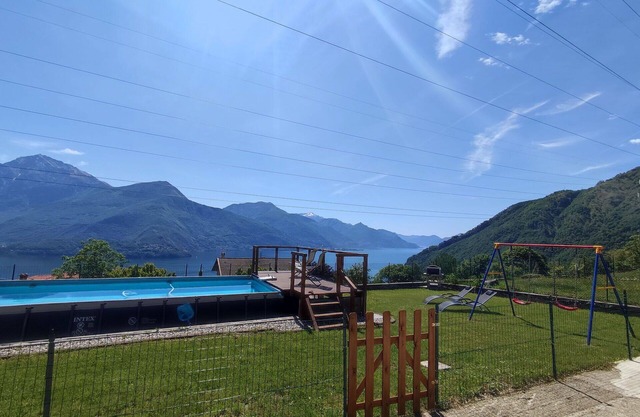 Nice apartment for 6 people with WIFI, hot tub, pool, TV and terrace
