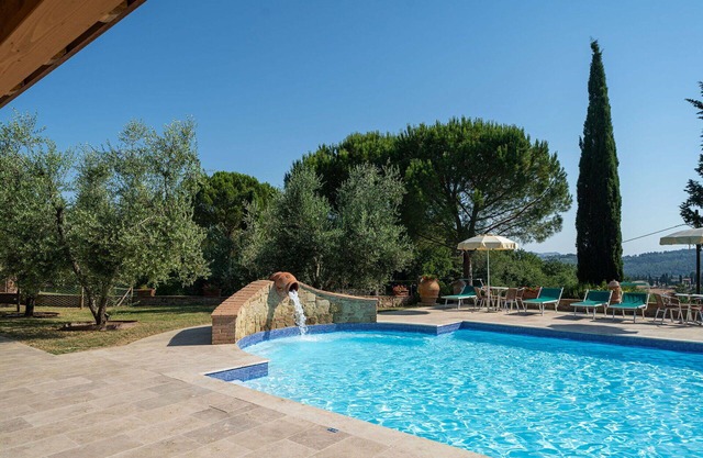 Nice apartment for 7 guests with A/C, pool, WIFI, TV, pets allowed and panoramic view