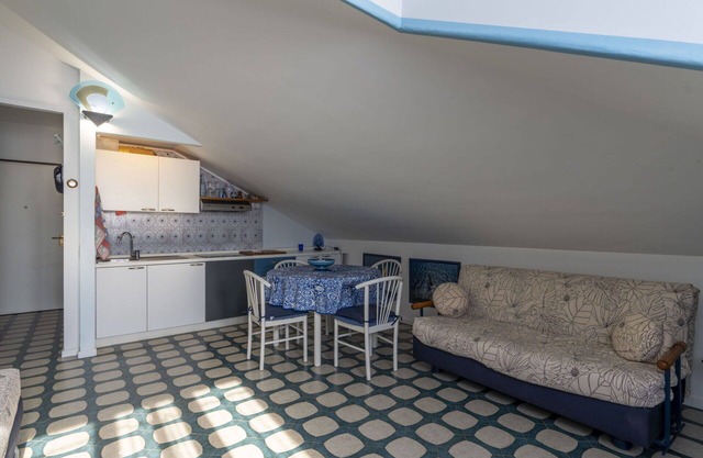 Nice apartment for 3 people with A/C, WIFI