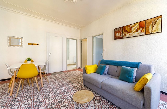 Nice apartment 42 m², 1 bedroom, on the market 9mn from the beaches by bus