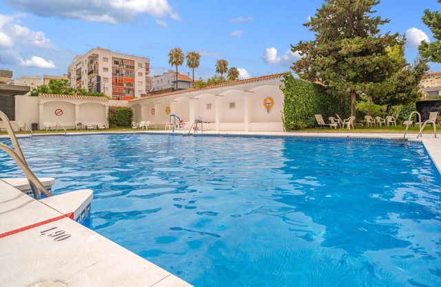 Nice apartment in Fuengirola with WiFi