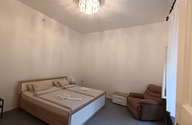 Nice apartment with WiFi in charming Budapest