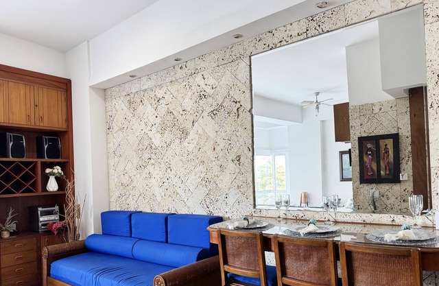 Nice family apartment near the sea, 4th floor by Parceros Group