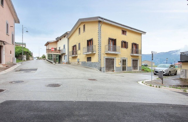 Nice home in Senerchia with WiFi