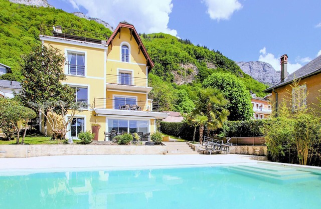 Nice home in Veyrier-du-Lac with heated swimming pool