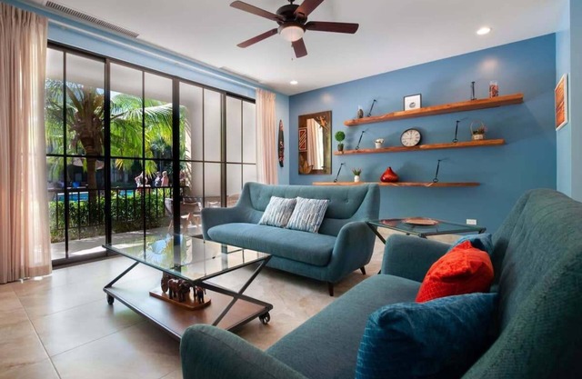 Nicely decorated ground-floor unit in front of pool at Pacifico in Coco