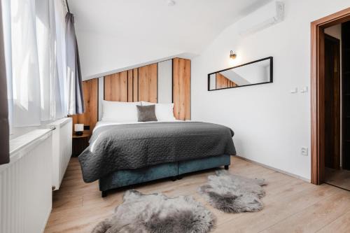 No 28 Rooms & Apartments