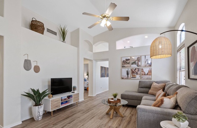 No Cleaning Fee | Bright, Clean, Stylish