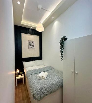 Nomad Partition Room in Barsha Heights 3 mins to ICM Metro