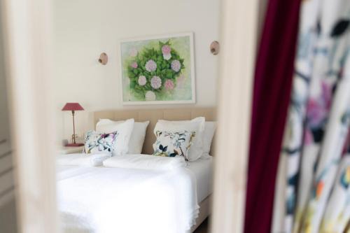Nomad Rooms