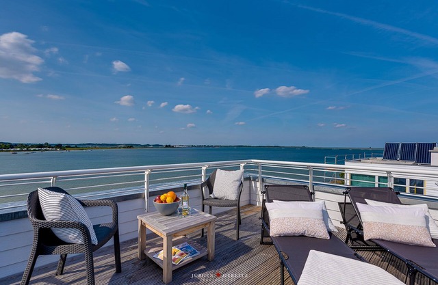 Nordlicht - 1. Reihe,finnische Sauna,kamin, Meerblick,dachterrasse,2 Stellplätze