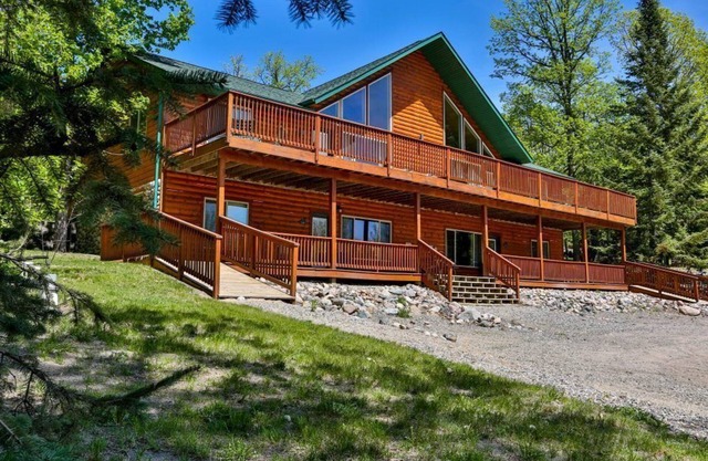 Northwoods Group Lodging – Ideal for Large Families