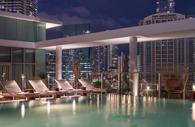 Novotel Miami Brickell