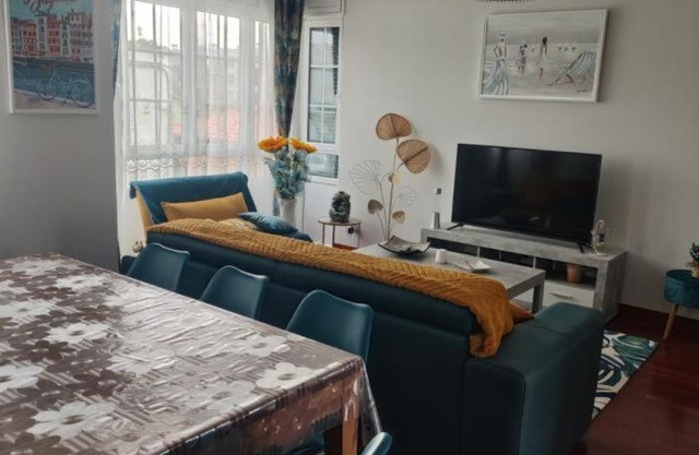 Nuevo! Apartamento con garaje