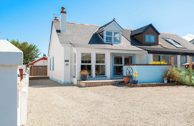 NUMBER 28, pet friendly, with open fire in Port Isaac