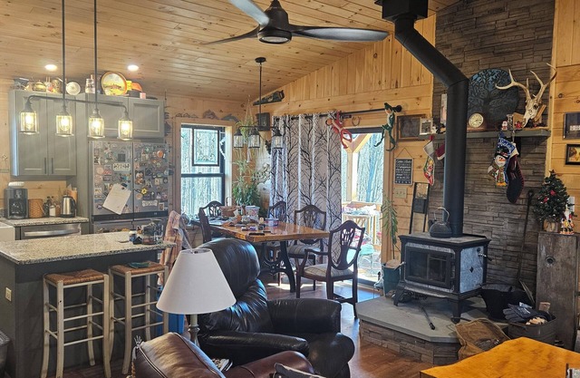 O&W Cabin Lakewood Lodge