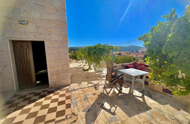 Oak Chalet شاليه الملول