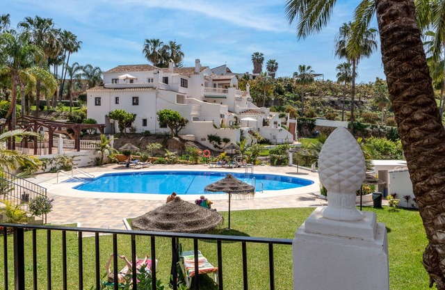 Oasis 16 - Two Bedroom Apartment, Sleeps 6