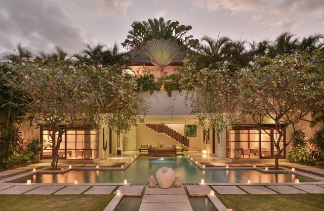 OB8001 - Family 8 Bedroom Villa in Seminyak