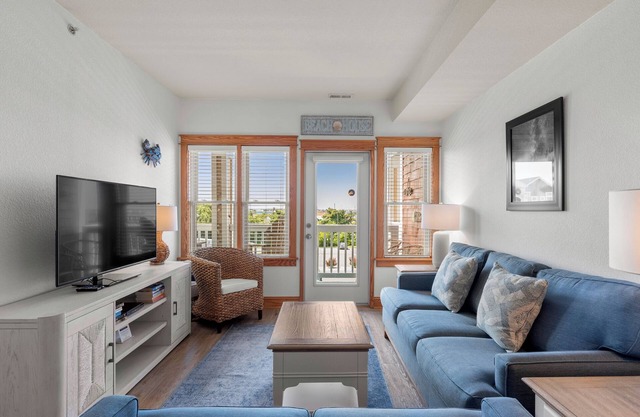 OBX Dream: Sound Views, Community Pool
