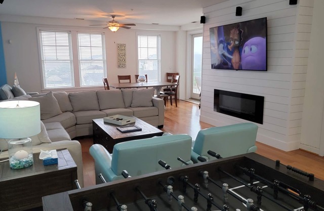 Ocean and Bay views! Local Owner, Family Operated
