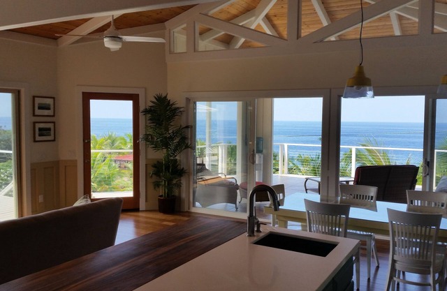 Ocean Beach Home In The Heart Of Authentic Old Hawaii