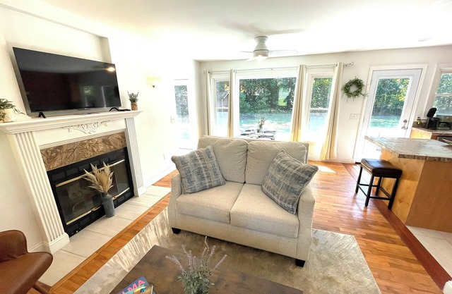 Ocean Breeze Bungalow Beaches Trails Golf all within 10 min or less.