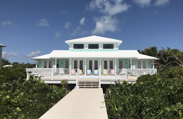 Ocean Front Home With Large Pool & Ideal Location- Hokie Hy