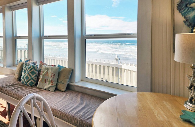 Ocean Front Nye Beach House! Hot Tub! Dog Friendly!