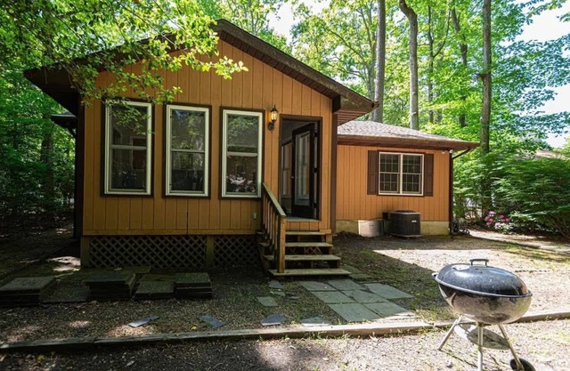 Ocean Pines 3BR 2BA Entire House w/outdoor oasis