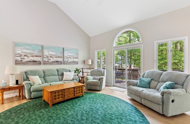 Ocean Pines- Great for large families!