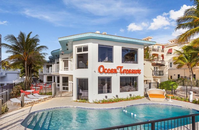 Ocean Treasure Beachside Suites