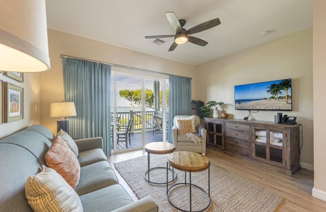 Ocean-View 2BR/2BA Conch Villa 5047: Village at Hawks Cay Villas