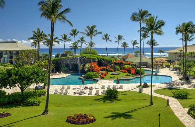 Ocean View 4th Floor Deluxe Suite. Fun Resort With Pools, Beach, and Dining