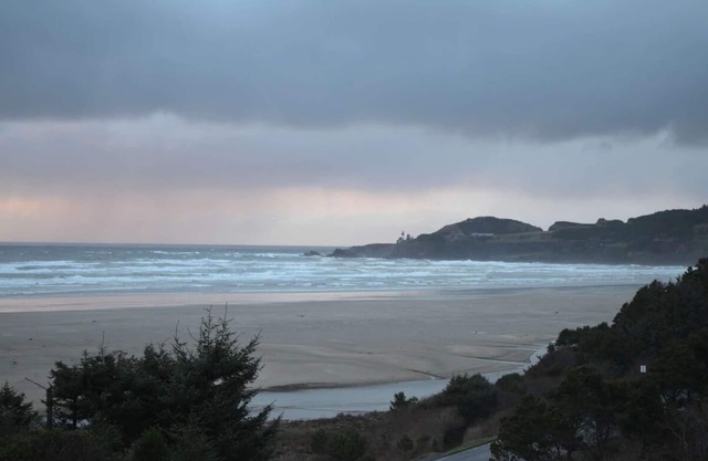 Ocean View Accommodation, Pet-friendly | Access to North Coast Highway 101