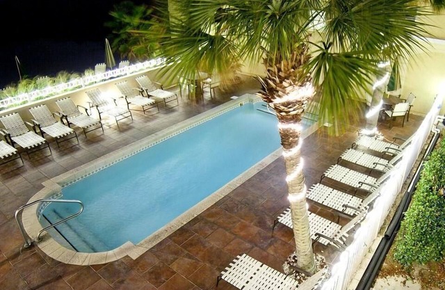 Ocean View Suite w/Full Kitchen, Free WiFi, & Huge Private Balcony