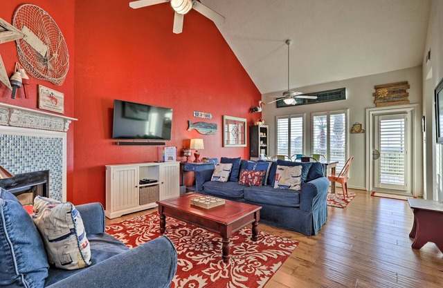 Ocean Views & 2 Decks: Beach House in Galveston