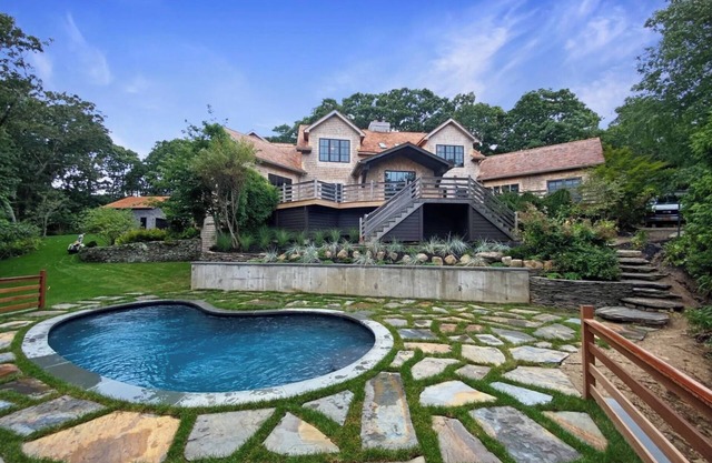 Ocean views, Beach Access, Designer Hither Hills House.
