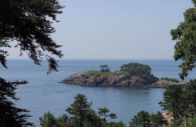Oceanfront Castle on 40 Acres - 10 bedrooms, AC, & WiFi in Manchester-by-the-Sea
