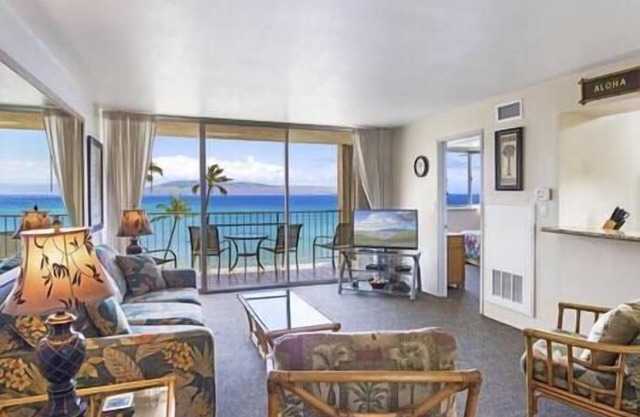 Oceanfront 1bedroom gem, stunning views @ Royal Kahana n