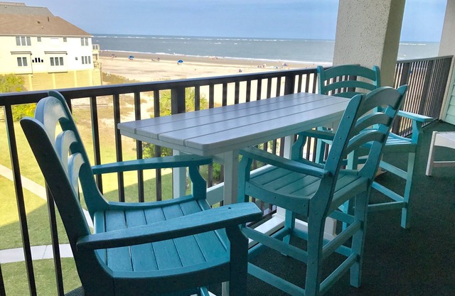 Oceanfront Condo - Beautiful Setting For a Memorable Vacation IOP Permit#P-00560